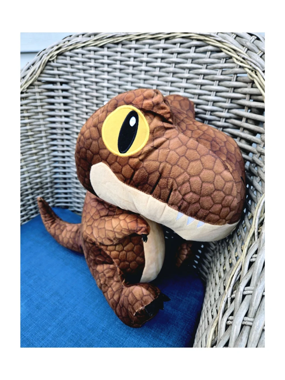 Jurassic Park T-Rex Plush Dinosaur 12